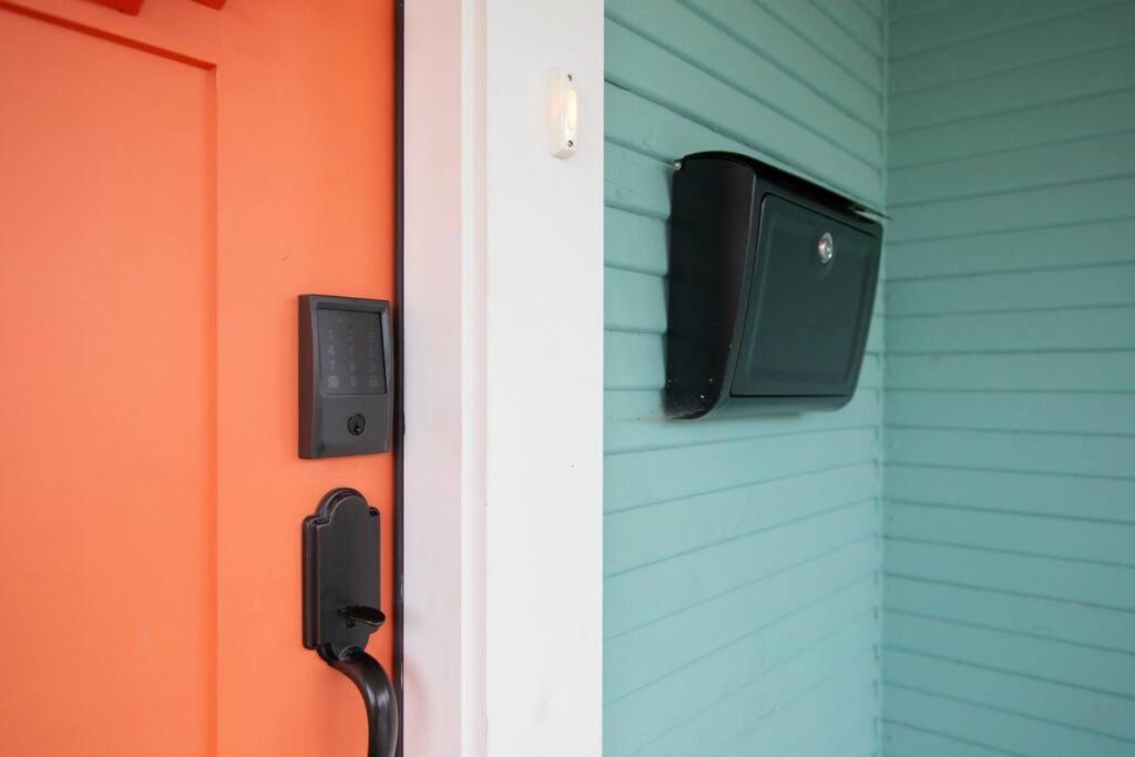 Reno'S Biggest Little House - Cozy Home Theatre Exterior foto